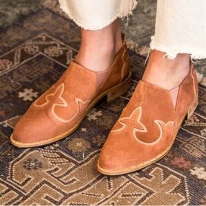 Freda Salvador Western Suede Oxford Chelsea Loafers 6.5